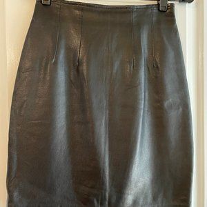 Vintage 90s black leather skirt with back zip size 6